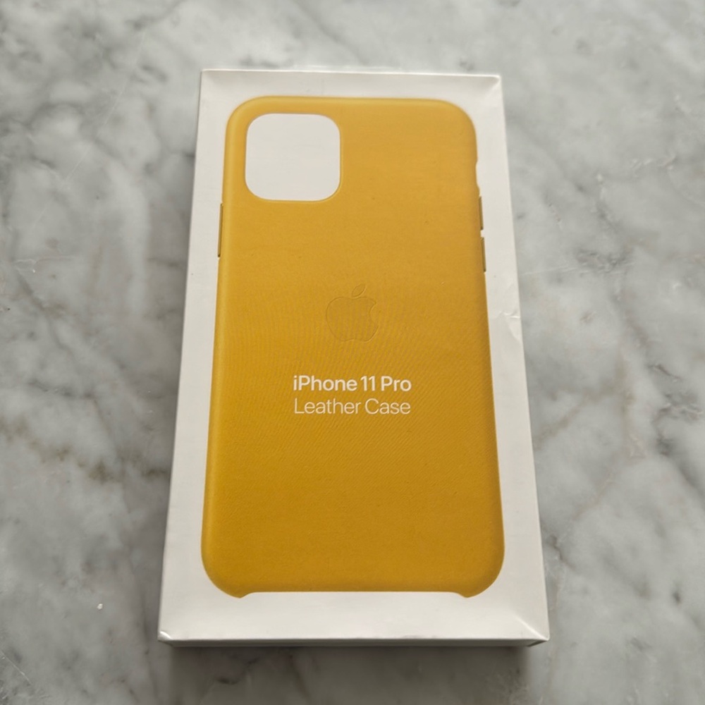 NYT Apple iPhone 11 Pro Leather case
